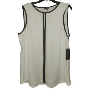NWT Vince Camuto White and Black  Sleeveless Blouse Size Small